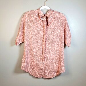 Shein women's short sleeve pale rose top. Tied neck, flowy. Size small